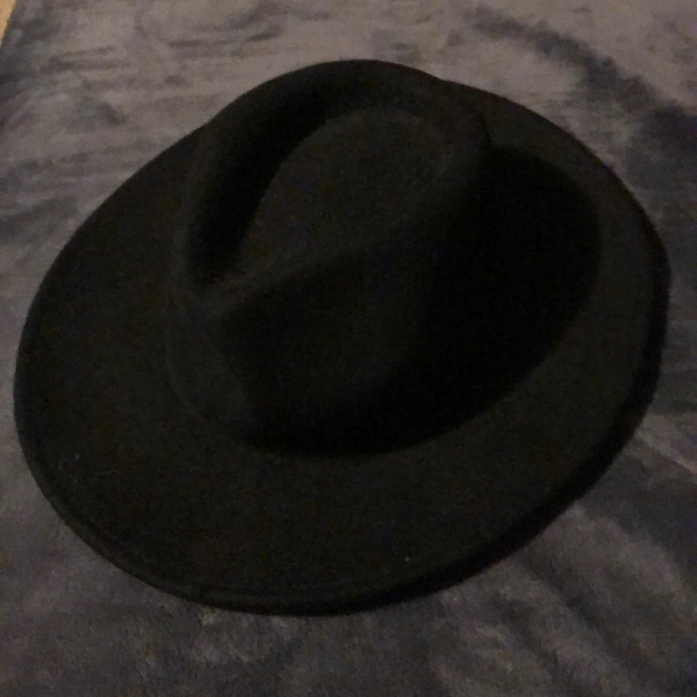 Forever 21 hat 100% wool